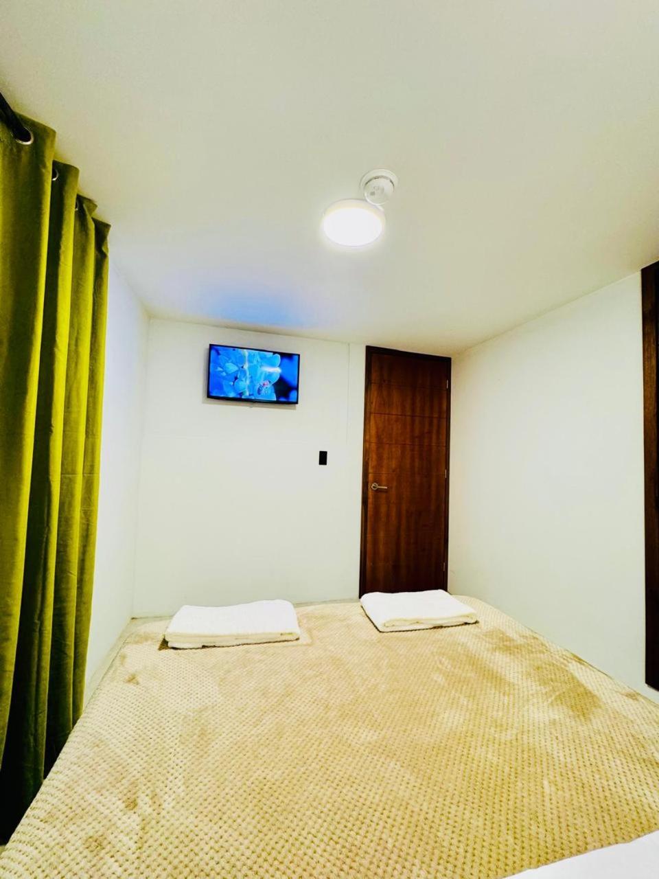 Hotel Bombay บาญอส ภายนอก รูปภาพ
