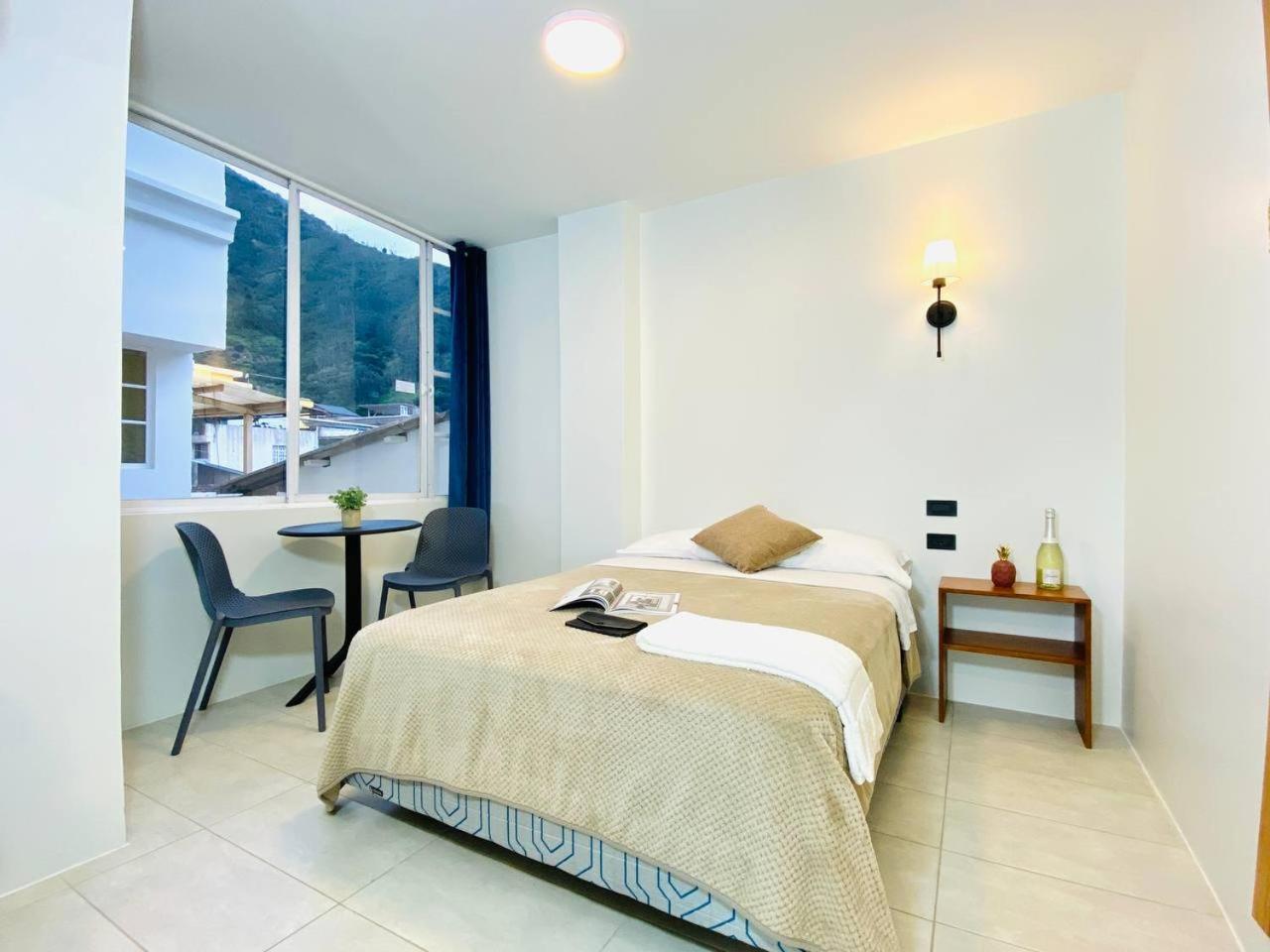 Hotel Bombay บาญอส ภายนอก รูปภาพ