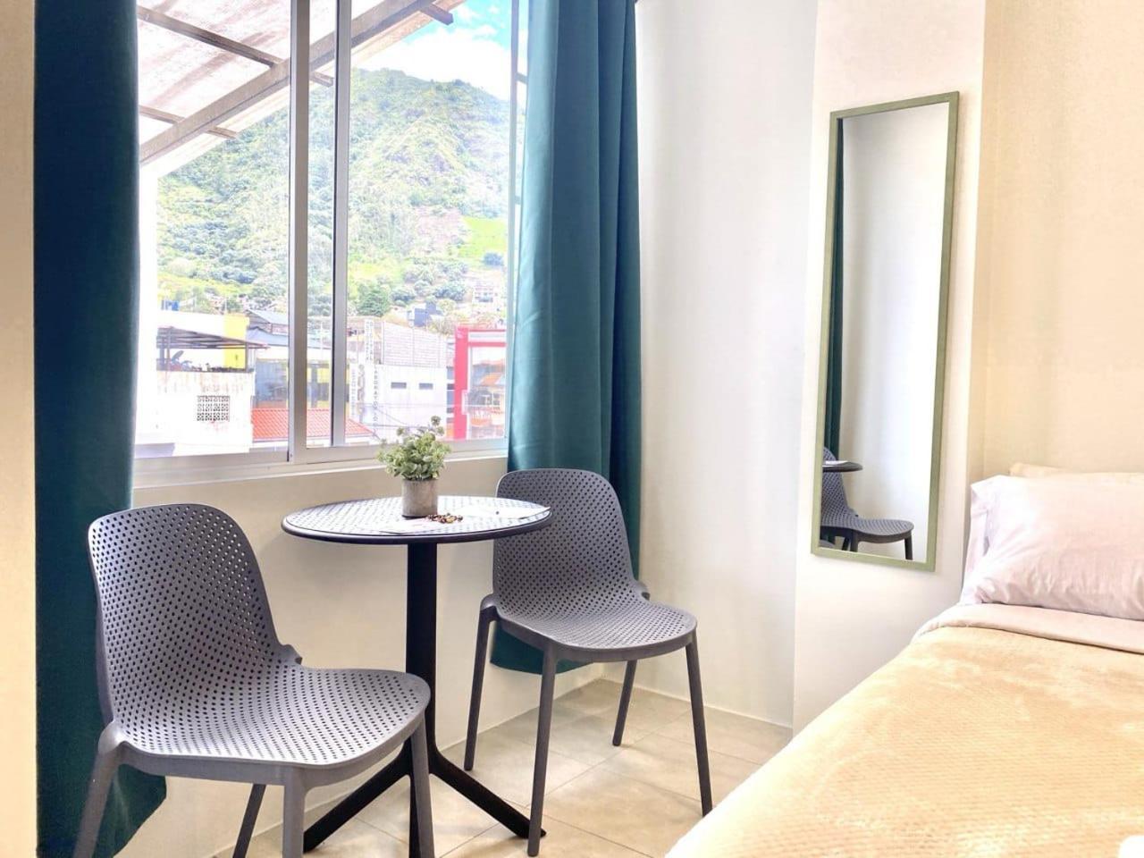 Hotel Bombay บาญอส ภายนอก รูปภาพ